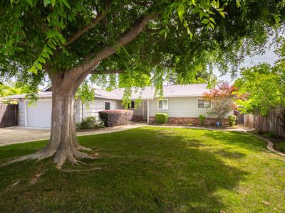 2855 La Colina Way