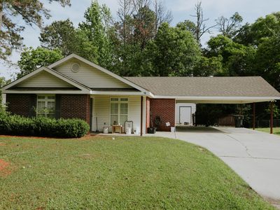 98 Parkwood Dr