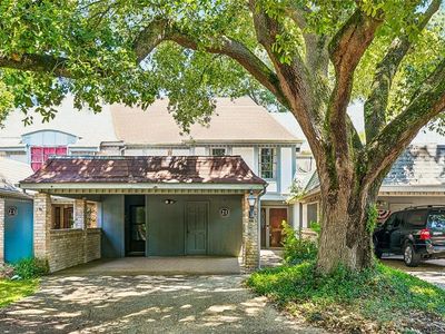 21 Carriage Ln
