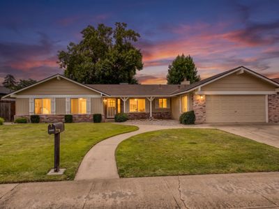 2004 Nadine Ave