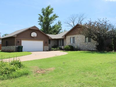 Property at 6 Diamond Ct, Anthony, KS