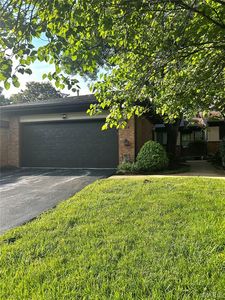 724 Sandy Summit Dr