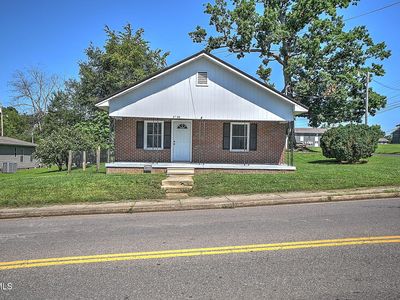 2109 E Unaka Ave