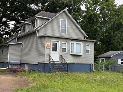 2101 Greenwood Ave