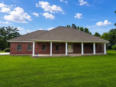 115 Woodridge Dr