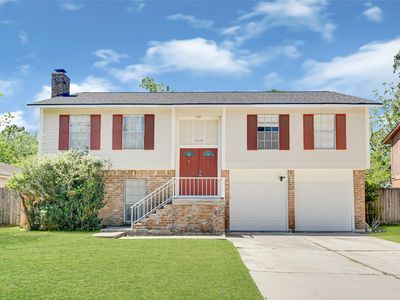 23419 Bayleaf Dr