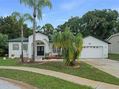 3239 GLENWOOD CIRCLE