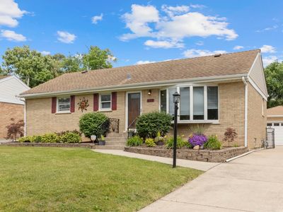 679 N West Rd