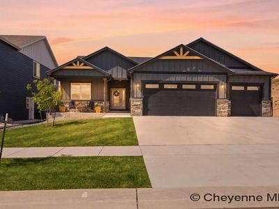 5712 Carmel Dr