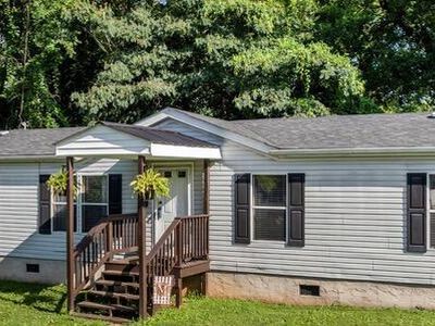 3817 Cate Ave