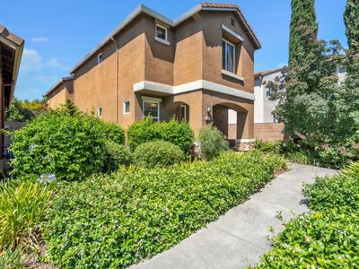 4040 Vittoria Ln