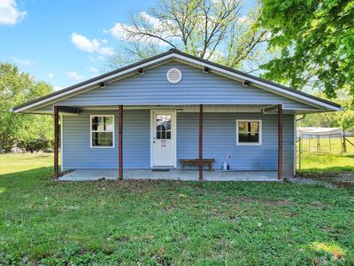 114 Chapel Ave