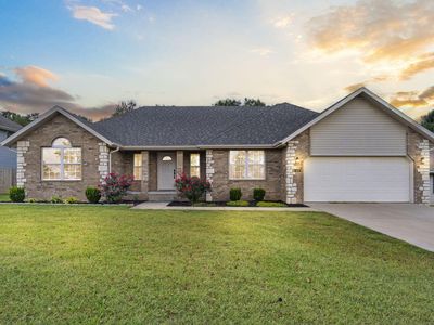 820 N Vermillion Drive