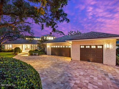 2301 GREENSIDE Court