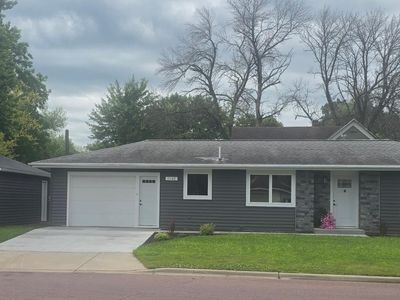 1502 2nd Ave