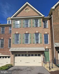 10716 Flying Change Ct