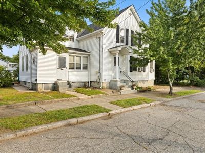 94 Stamford Ave