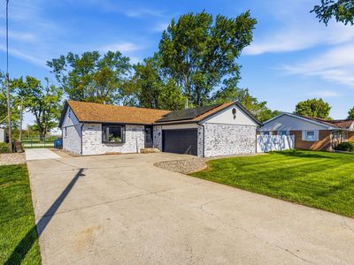 101 N Bergman Dr