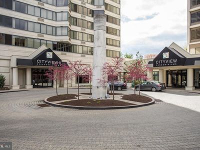 2001 Hamilton St APT 1825