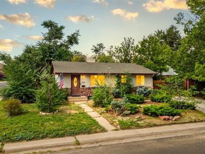 Property at 902 S Ironton Street, Aurora, CO