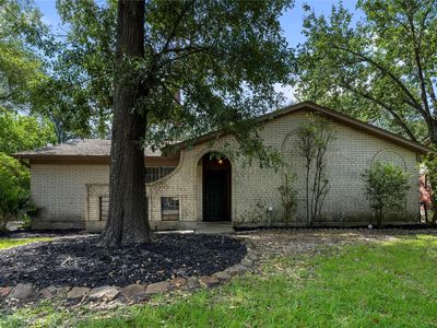 2609 Pine Shadows Dr