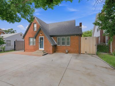 353 N Oliver Ave