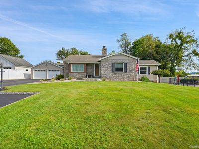 36 Ernhofer Drive