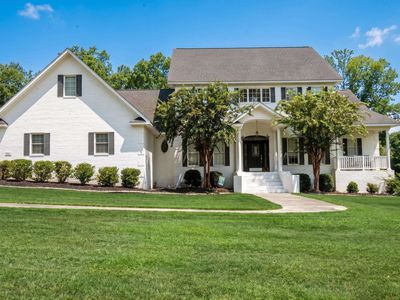 21 Pleasant Oaks Dr