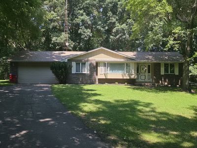 7414 Audubon Dr