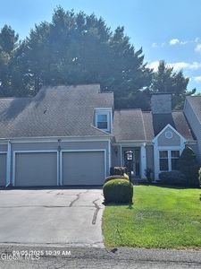 Property at 10 Ridgefield Drive, Voorheesville, NY