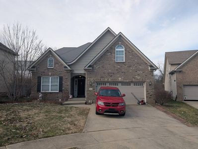 1713 Sandhurst Cv