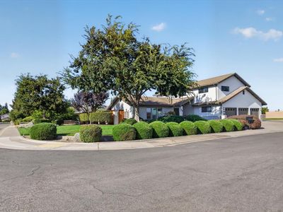 319 Shire Way
