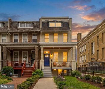 1519 E Capitol St SE