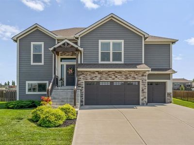 Property at 1327 N 161st Ter, Basehor, KS