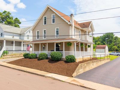 39 E Walnut St