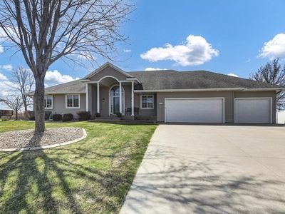 7124 Rolling View Dr