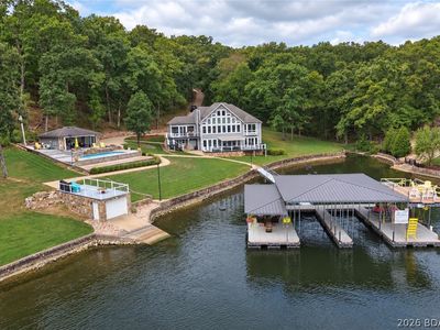 795 Blue Water Bay Dr
