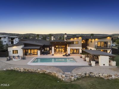 7005 N Greenfield Dr