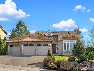 3409 Broadmoor Drive NE