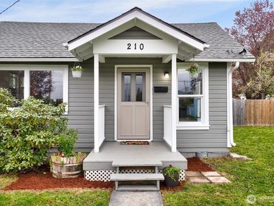 210 Gibson Street