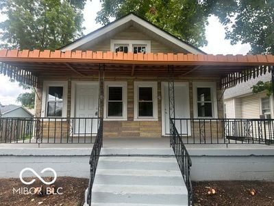 5021 University Ave