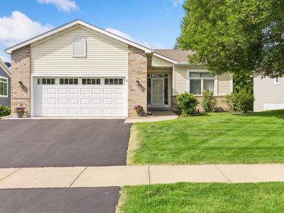 810 Monet Ct