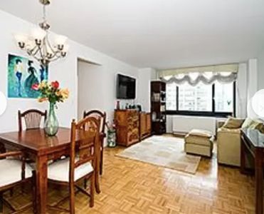 200 Rector Pl APT 22L