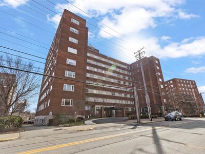 128 N Craig St APT 414