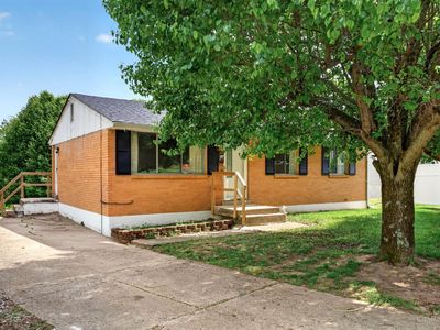 96 Chickasaw Dr