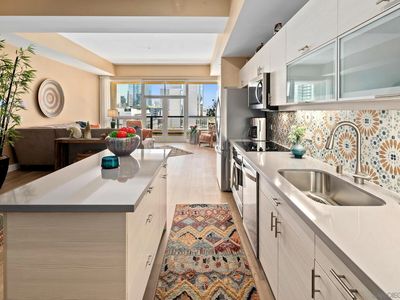 350 W Ash St Unit 809