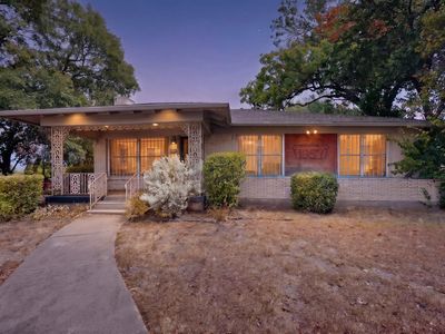 1957 E Illinois Ave