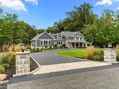 817 Lorraine Dr