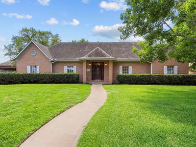 616 Westwood Cir