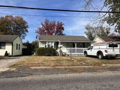 Property at 38 W Park Ave, Clementon, NJ